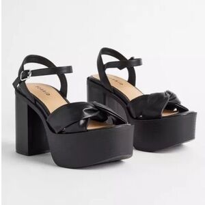 Chunky Black Platform Heels Torrid